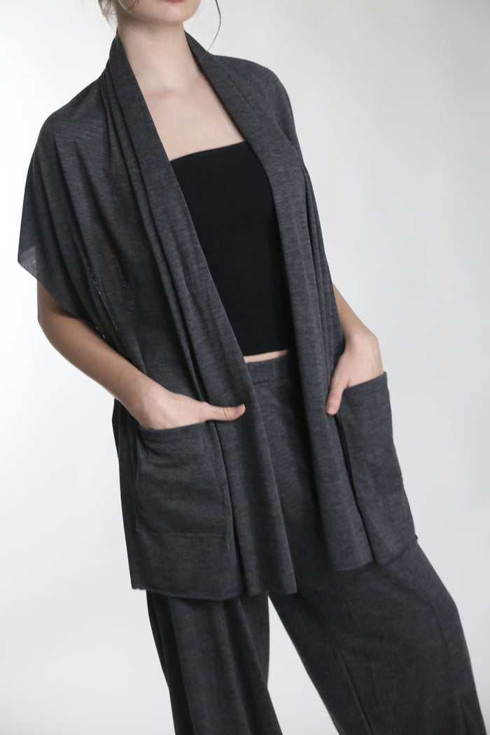SaunaMekko Merino Wool Pocket Shawl - Superior Saunas